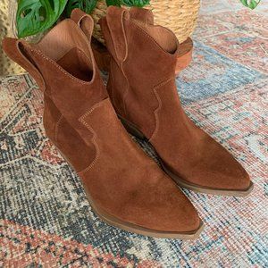 Steve Madden Wizz Cowboy Boots